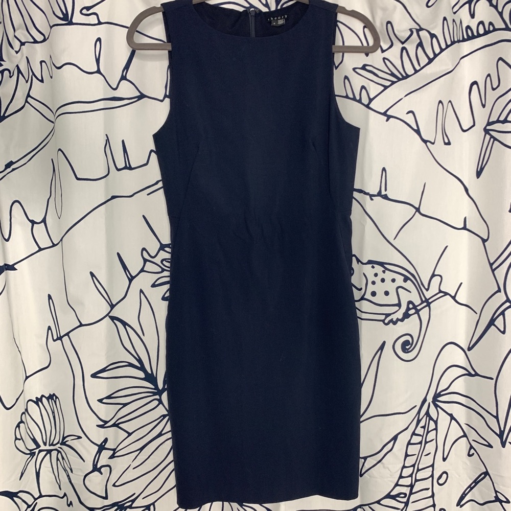 Navy Theory shift dress!